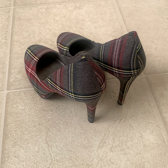Fioni Plaid heels - Picture 2 of 4